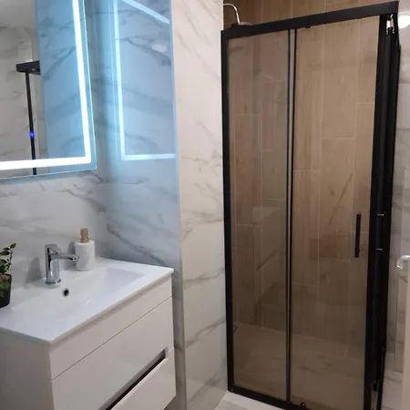 Andreas Lux Apartment