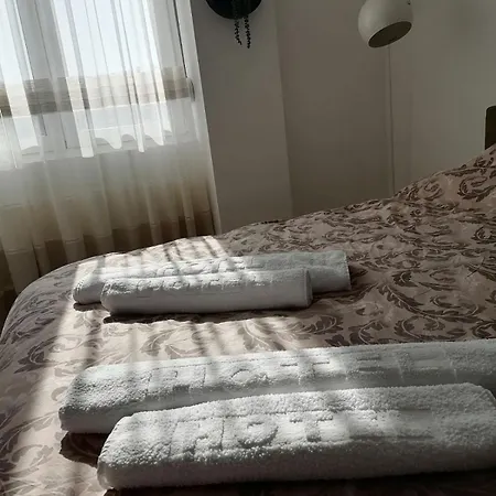 Andreas Lux Apartment Nis
